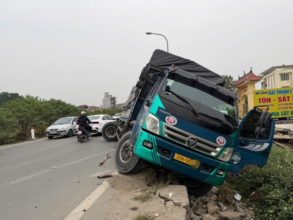 Bốn ngày nghỉ Tết Dương lịch, cả nước có 94 người tử vong vì tai nạn - 1 Bốn ngày nghỉ Tết Dương lịch, cả nước có 94 người tử vong vì tai nạn - 1