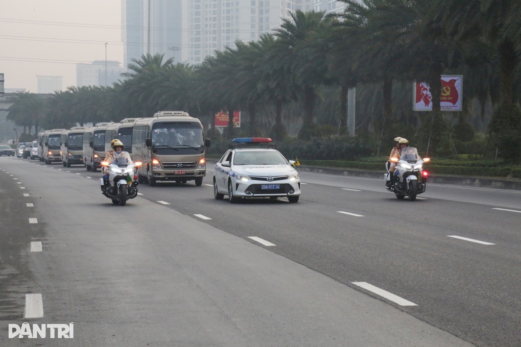 Hà Nội tạm cấm toàn bộ phương tiện nhiều tuyến đường trong 4 ngày - 1