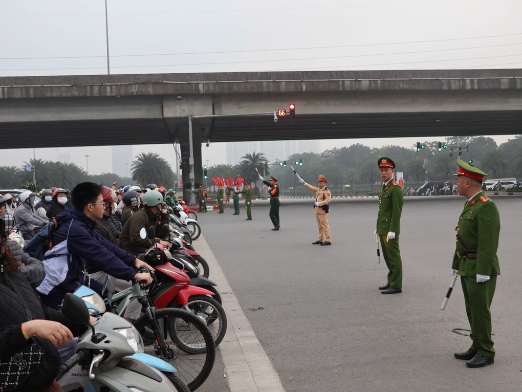CSGT Hà Nội đảm bảo giao thông thông suốt, phục vụ Đại hội XIV của Đảng - 3