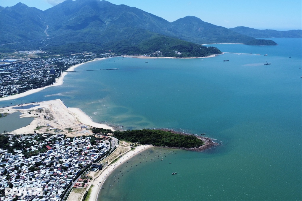 Đà Nẵng công bố mức phí khai thác, sử dụng tài nguyên biển - 1