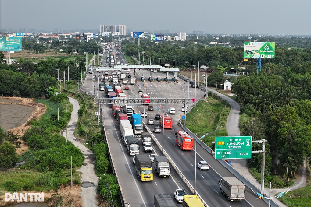 Nhà đầu tư mở rộng cao tốc TPHCM - Mỹ Thuận chờ nhận mặt bằng - 1