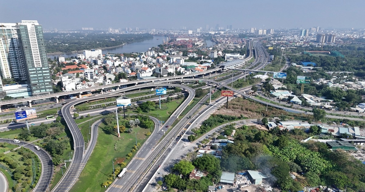 Nhánh đường mới giúp tài xế TPHCM né kẹt xe tại nút giao An Phú