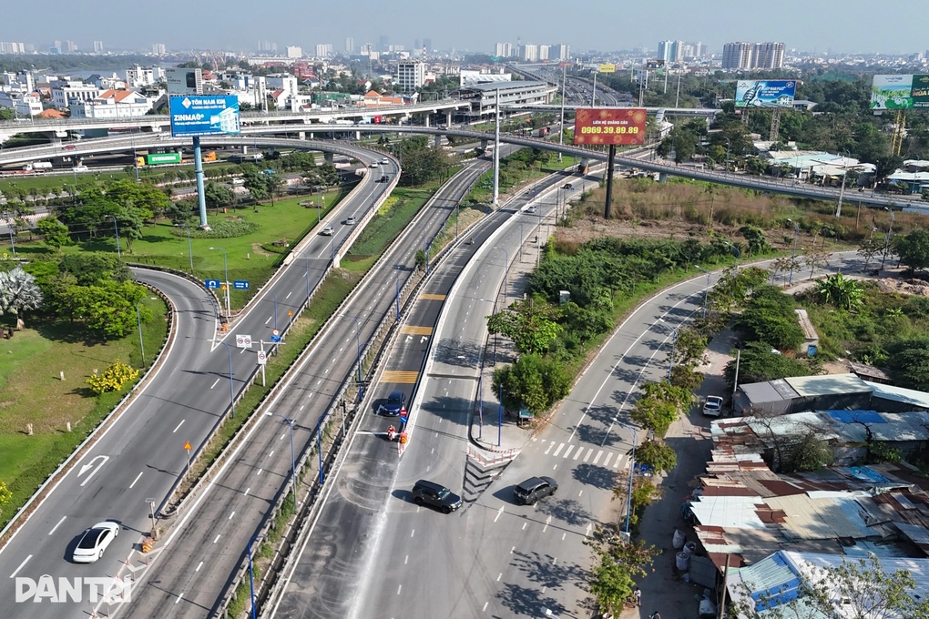 Nhánh đường mới giúp tài xế TPHCM né kẹt xe tại nút giao An Phú - 2