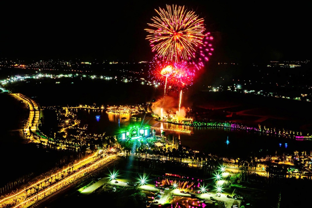 Tây Ninh bắn pháo hoa ở 14 điểm đêm giao thừa Tết Bính Ngọ - 1