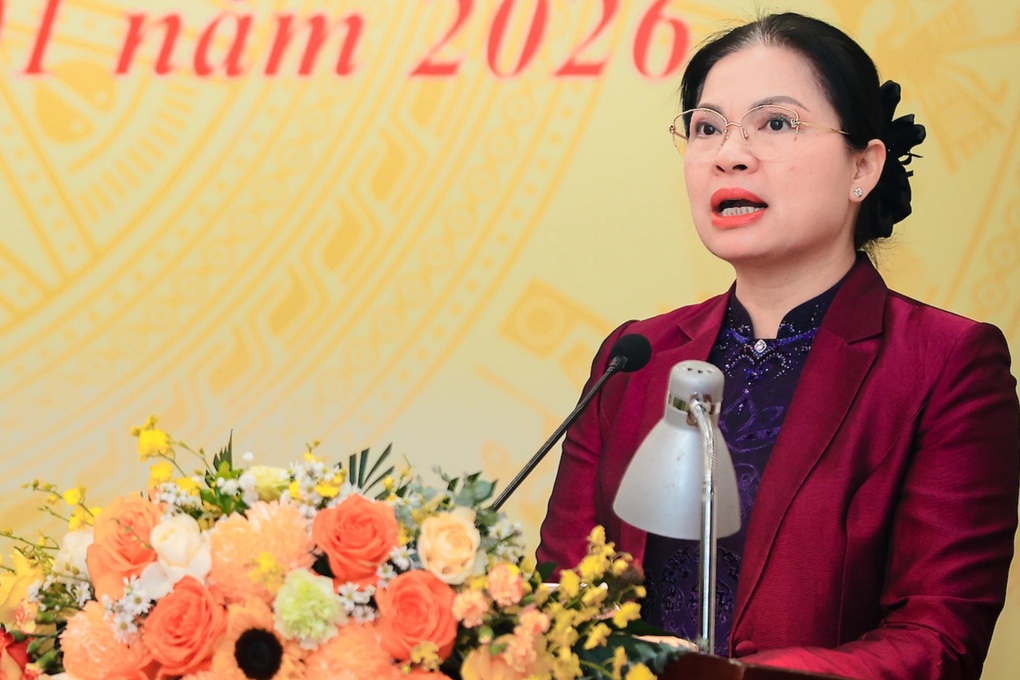 Bà Hà Thị Nga được giới thiệu giữ chức Phó Chủ tịch Ủy ban MTTQ Việt Nam - 1 Bà Hà Thị Nga được giới thiệu giữ chức Phó Chủ tịch Ủy ban MTTQ Việt Nam - 1