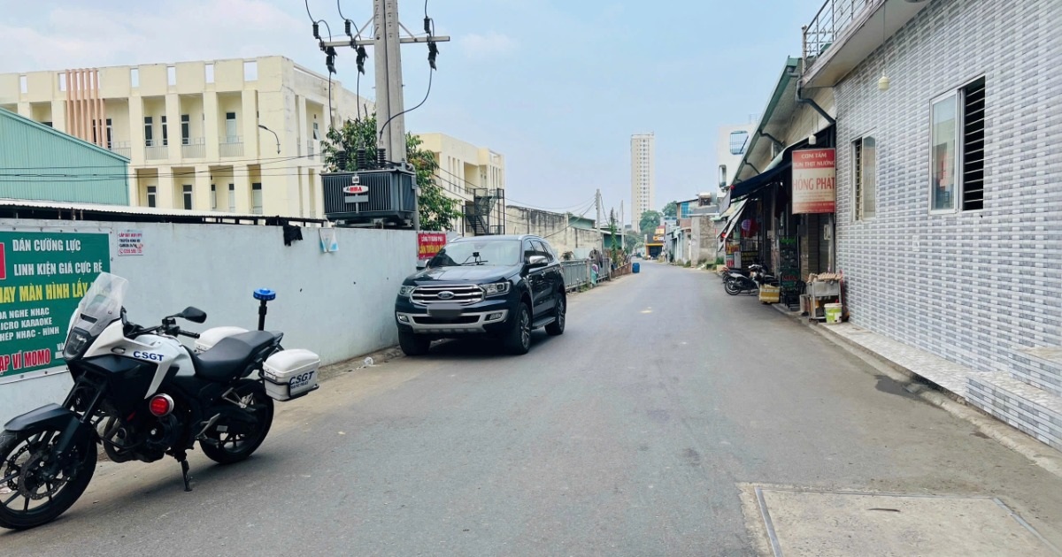 Hẻm 5 tấn ở TPHCM vắng bóng xe ben sau phản ánh của Dân trí