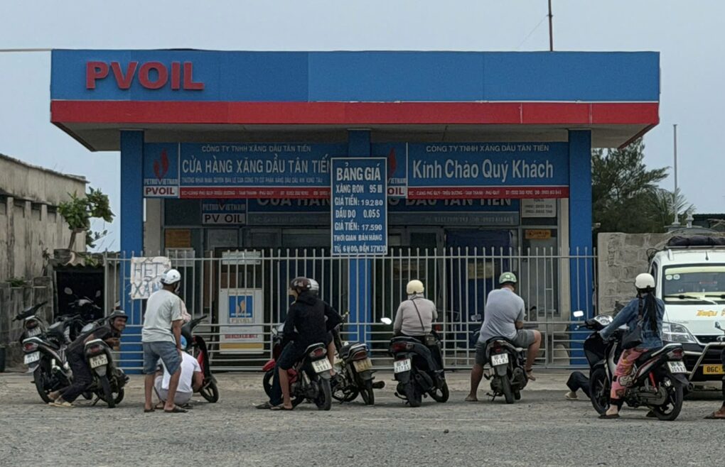Đặc khu Phú Quý hết xăng, dầu - 1