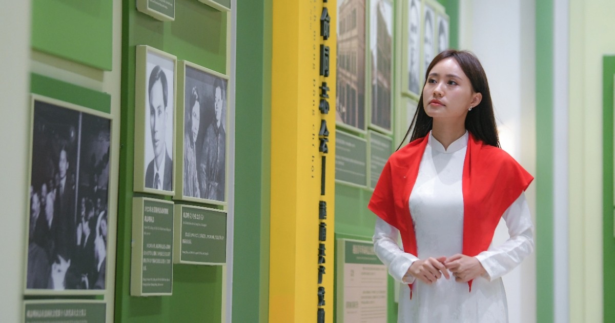 Thăm nơi Bác Hồ từng hoạt động cách mạng ở Trung Quốc