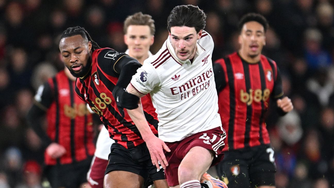 VAR doesn’t interfere with second yellow cards. But should it?