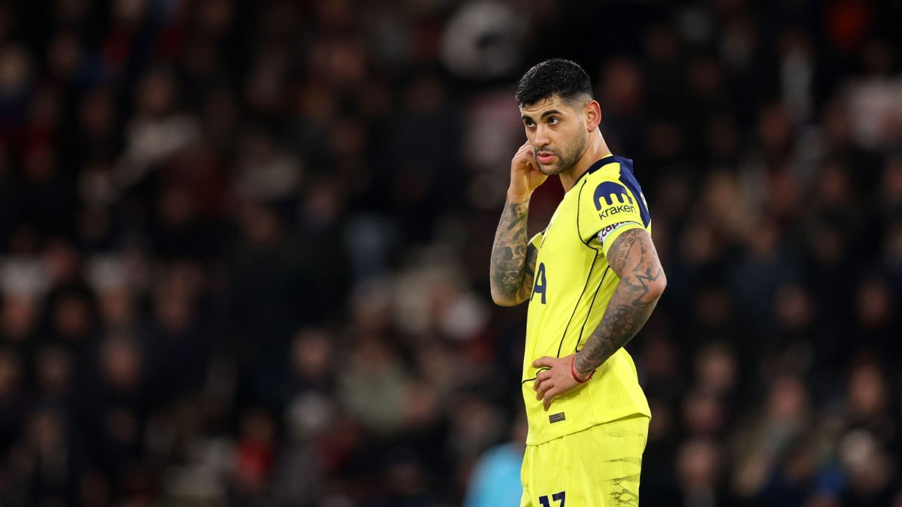 Tottenham boss Frank defends Romero after social media ‘mistake’