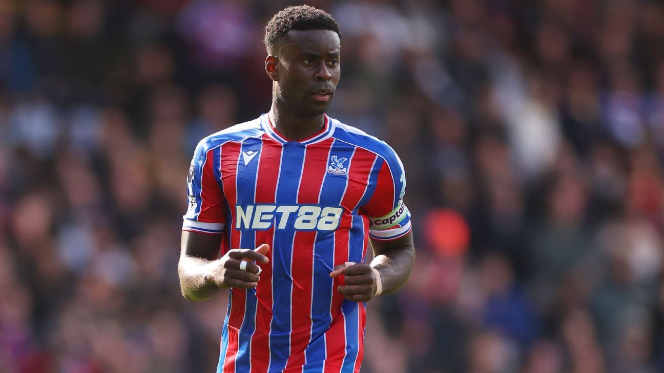 Premier League players out of contract: Who could leave your team on a free this summer?