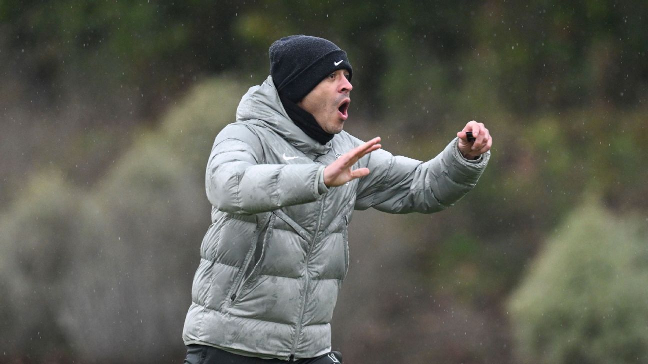 Liam Rosenior ‘not arrogant,’ but ready for Chelsea challenge