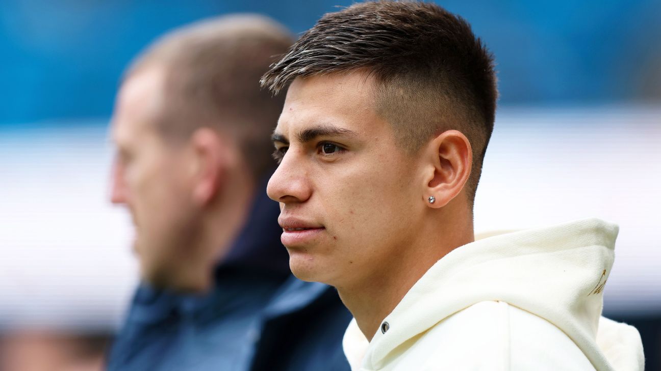 Claudio Echeverri leaves Man City to join sister-club Girona on loan