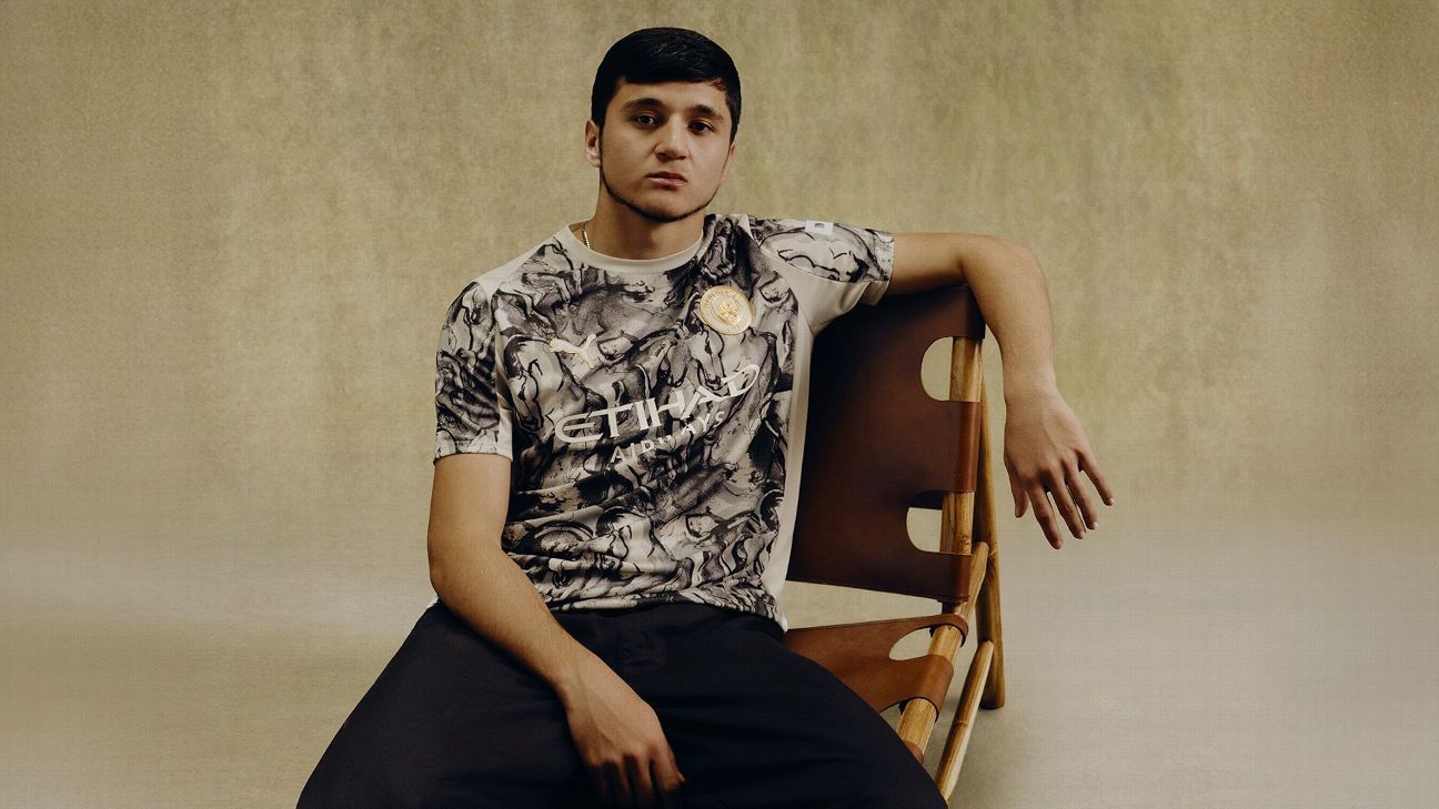 Manchester City celebrate Lunar New Year with special kit