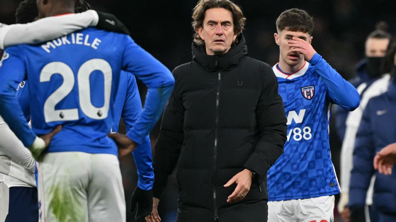 Tottenham 1-1 Sunderland: New year, familiar Spurs woes as boos ring out for under-fire Thomas Frank