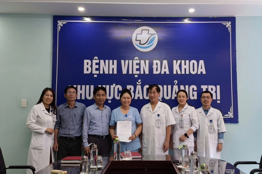 Nữ nhân viên y tế trả lại 440 triệu đồng, bất ngờ câu chuyện phía sau - 1