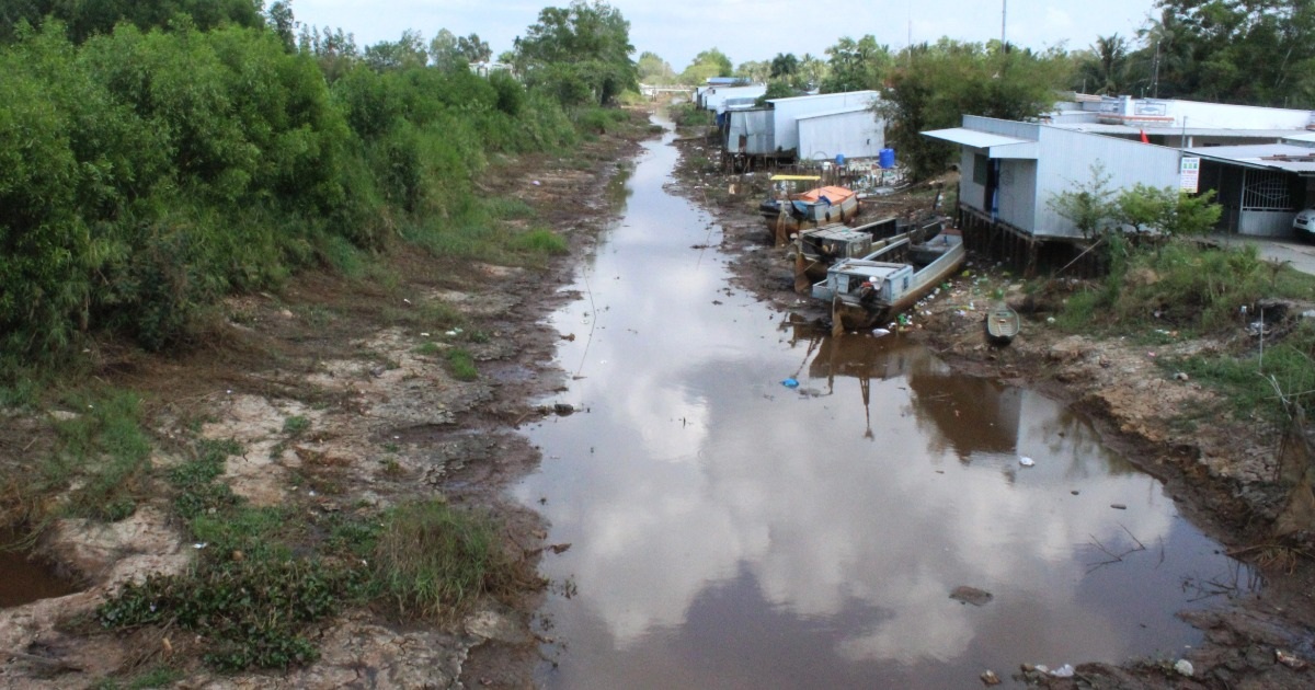 Xem xét đề xuất dự án dẫn nước thô từ sông Hậu về Cà Mau