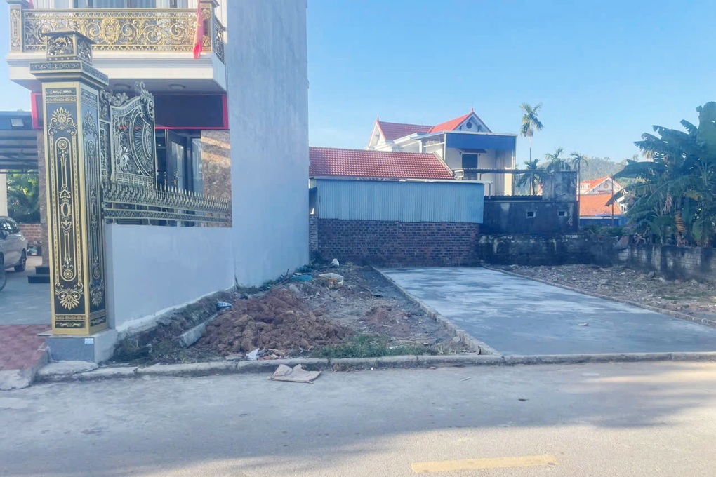 Lại xây nhà nhầm đất ở Hải Phòng, chủ nhà cầu cứu “thần đèn”, tố cáo cán bộ - 2