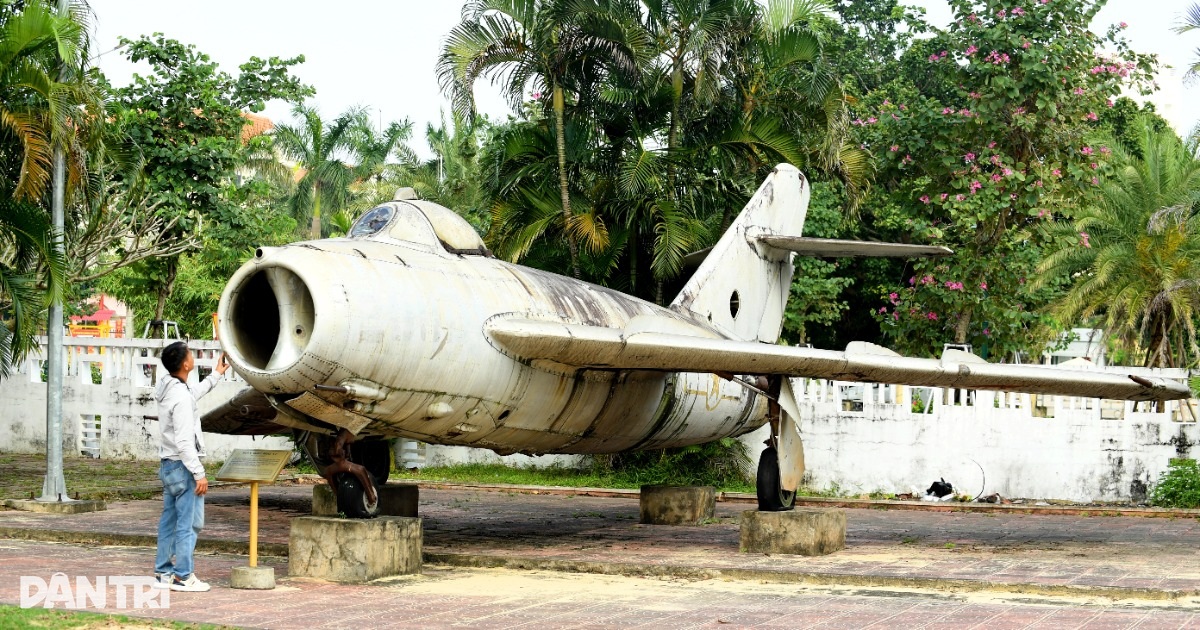 Chiếc tiêm kích MIG-17 và trận đánh lịch sử vào hạm đội Mỹ trên biển Đông