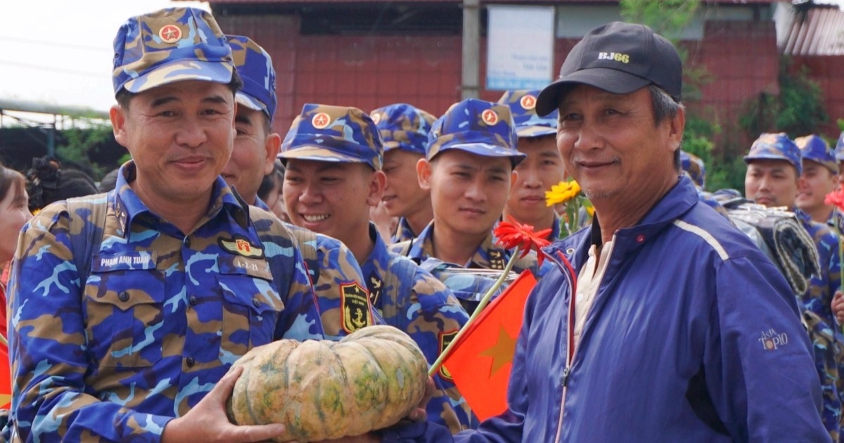 Món quà đặc biệt tặng người lính ngày kết thúc “Chiến dịch Quang Trung”