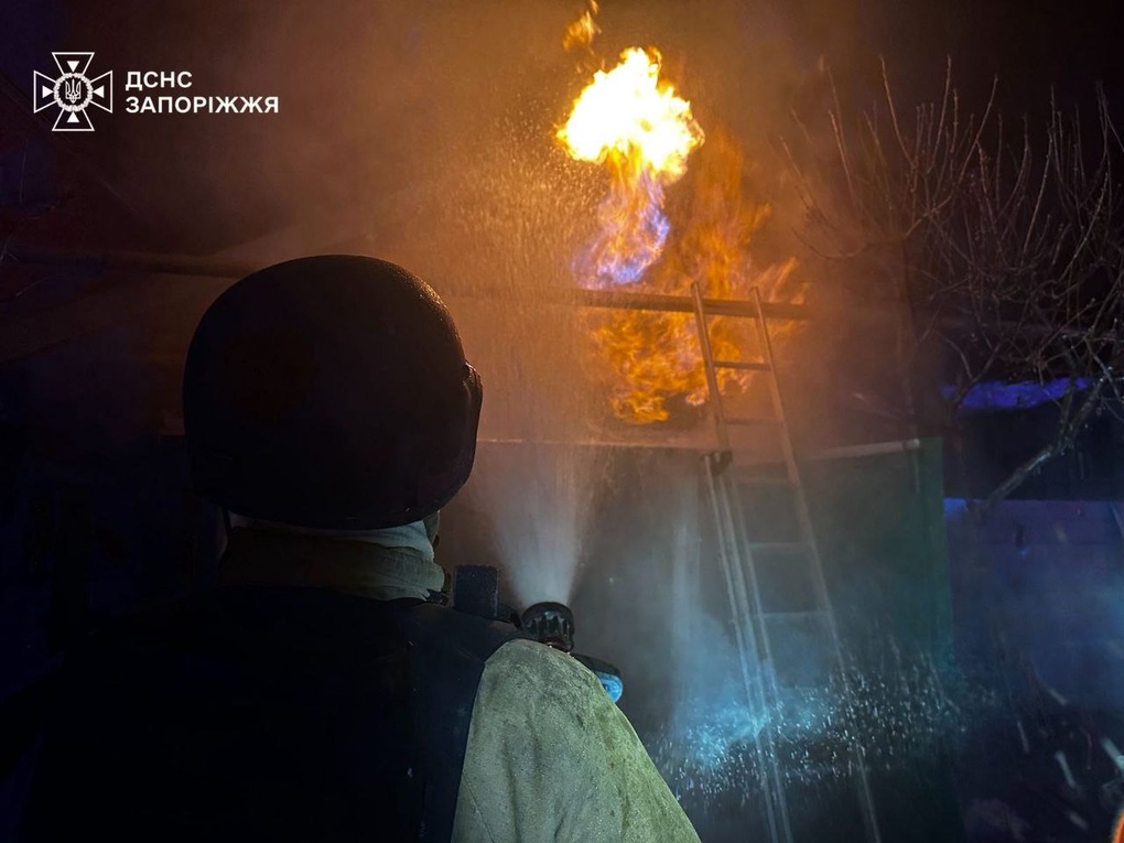 Nga bắn hỏa lực trị giá 131 triệu USD, lưới điện Ukraine tê liệt diện rộng - 1