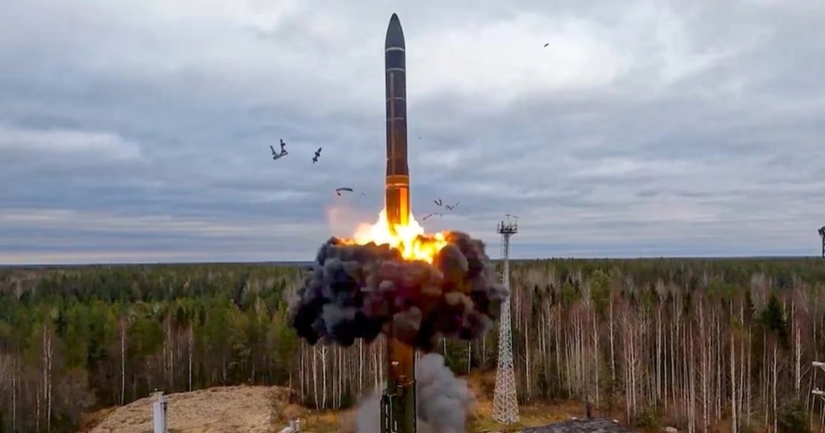 Nga bắn tên lửa vận tốc 13.000km/h vào Ukraine: “Vung thanh gươm” răn đe