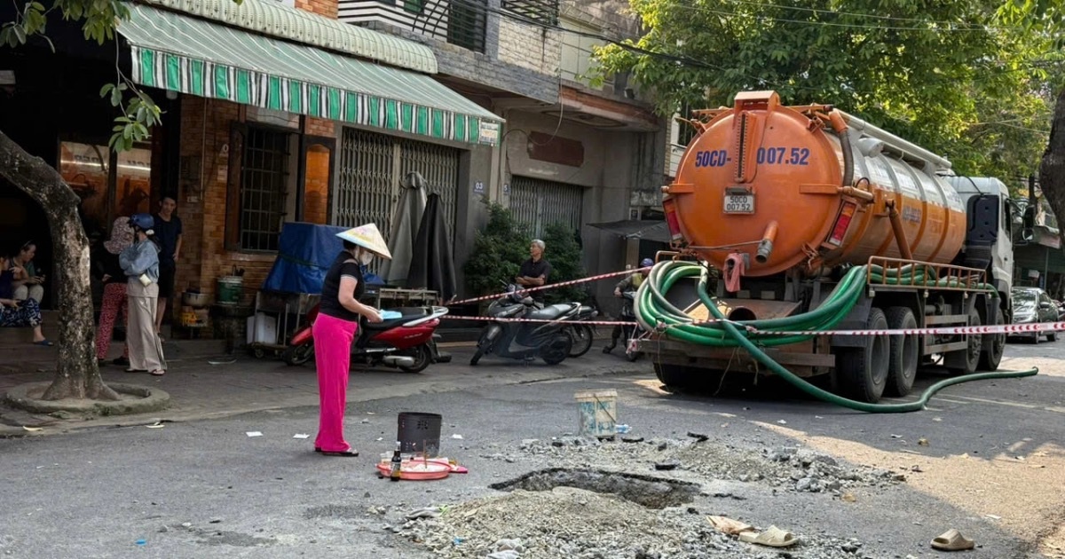 Hai công nhân tử vong nghi do ngạt khí ở TPHCM