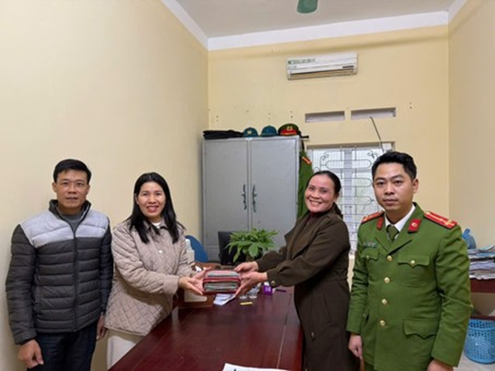 Người đàn ông nhận lại 500 triệu đồng sau một ngày chuyển nhầm - 2