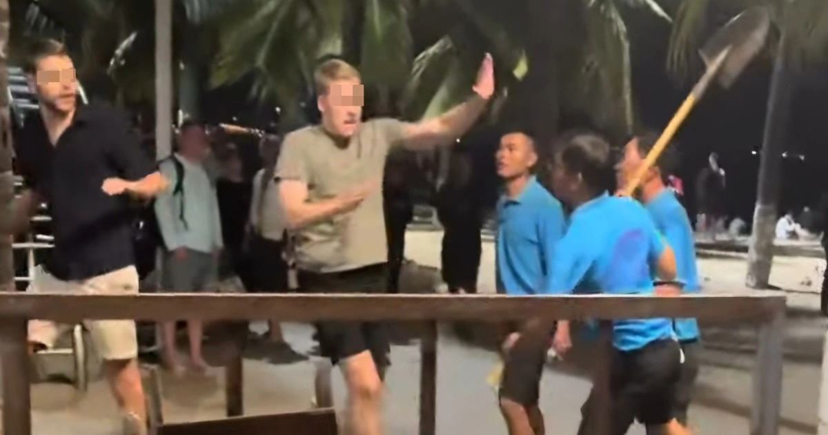 Vụ du khách nước ngoài bị dọa đánh bằng xẻng: Chủ quán bar lên tiếng