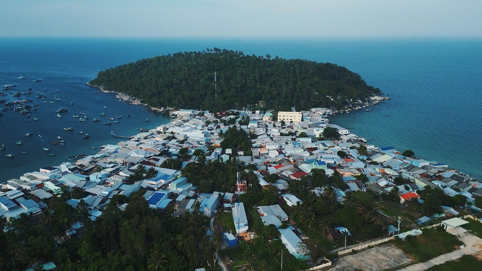 Người dân đặc khu Kiên Hải kỳ vọng Đại hội XIV sẽ tạo đột phá phát triển - 1