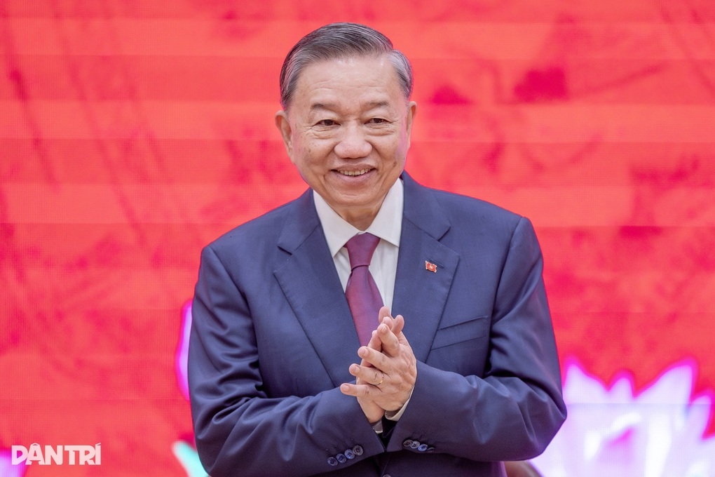 Ông Tô Lâm tái đắc cử Tổng Bí thư khóa XIV - 1 Ông Tô Lâm tái đắc cử Tổng Bí thư khóa XIV - 1