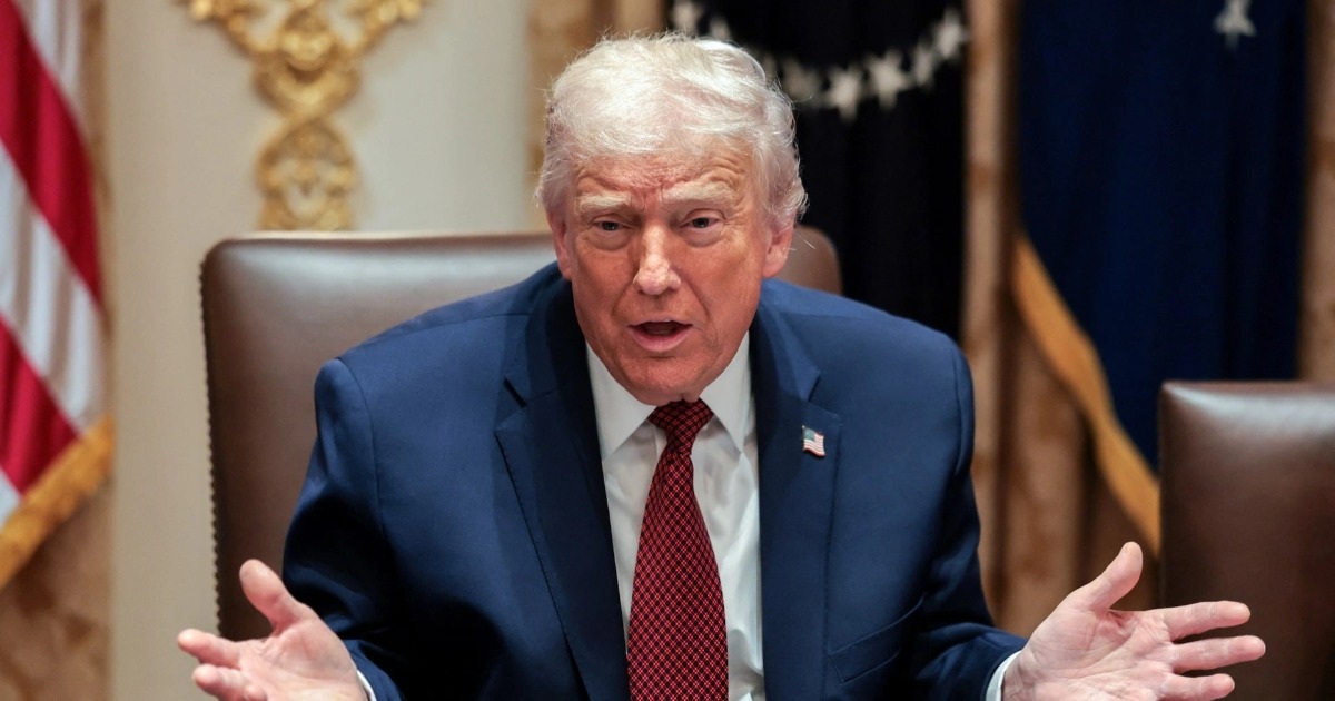 Ông Trump đăng ảnh tự nhận mình là “quyền Tổng thống Venezuela”