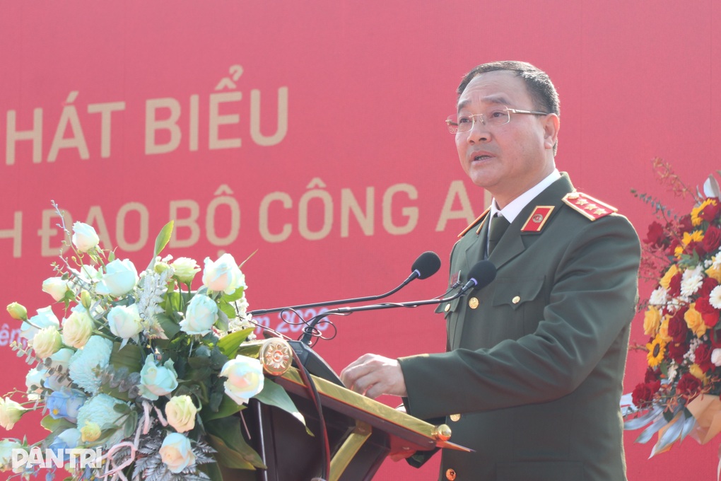 Bộ Công an tiếp nhận trụ sở Trung tâm đào tạo gìn giữ hòa bình ở Hưng Yên - 1 Bộ Công an tiếp nhận trụ sở Trung tâm đào tạo gìn giữ hòa bình ở Hưng Yên - 1