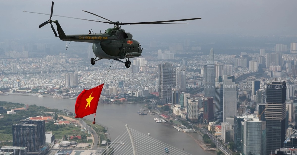 TPHCM dùng trực thăng phục vụ bầu cử sớm ở các giàn khoan