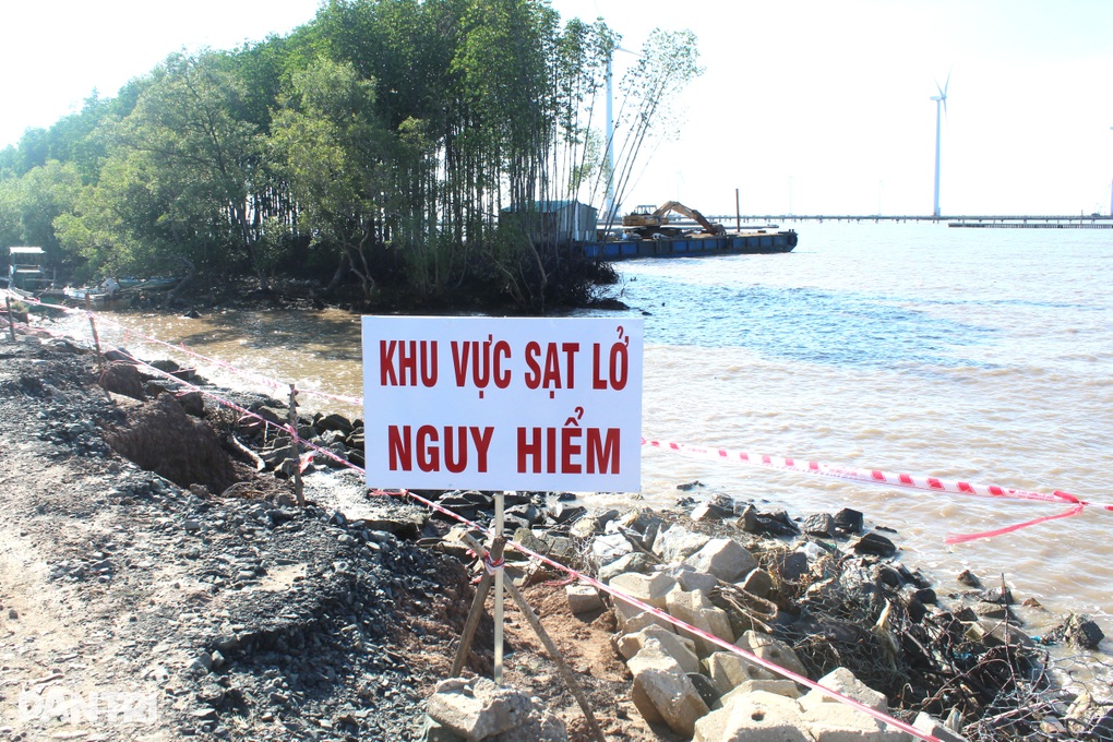 Hơn 26.820 tỷ đồng để phòng, chống sạt lở ở tỉnh địa đầu cực Nam Tổ quốc - 1 Hơn 26.820 tỷ đồng để phòng, chống sạt lở ở tỉnh địa đầu cực Nam Tổ quốc - 1