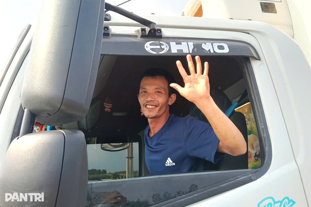 Thông xe chính thức đoạn cao tốc Hậu Giang - Cà Mau - 3