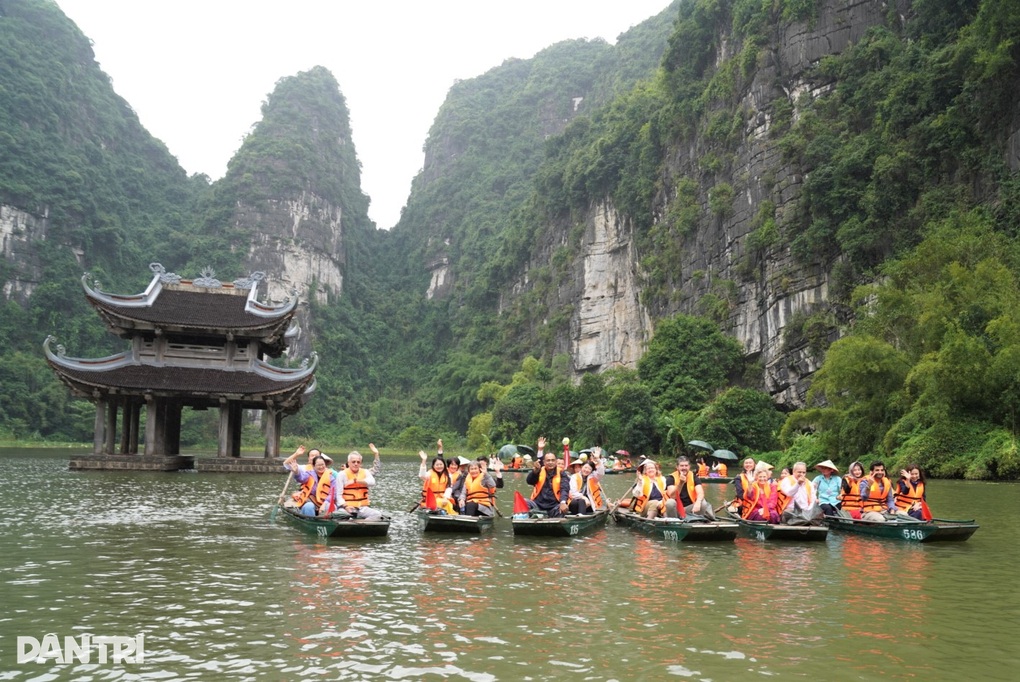 Ninh Bình phấn đấu lên thành phố trung ương, trung tâm du lịch quốc tế - 3
