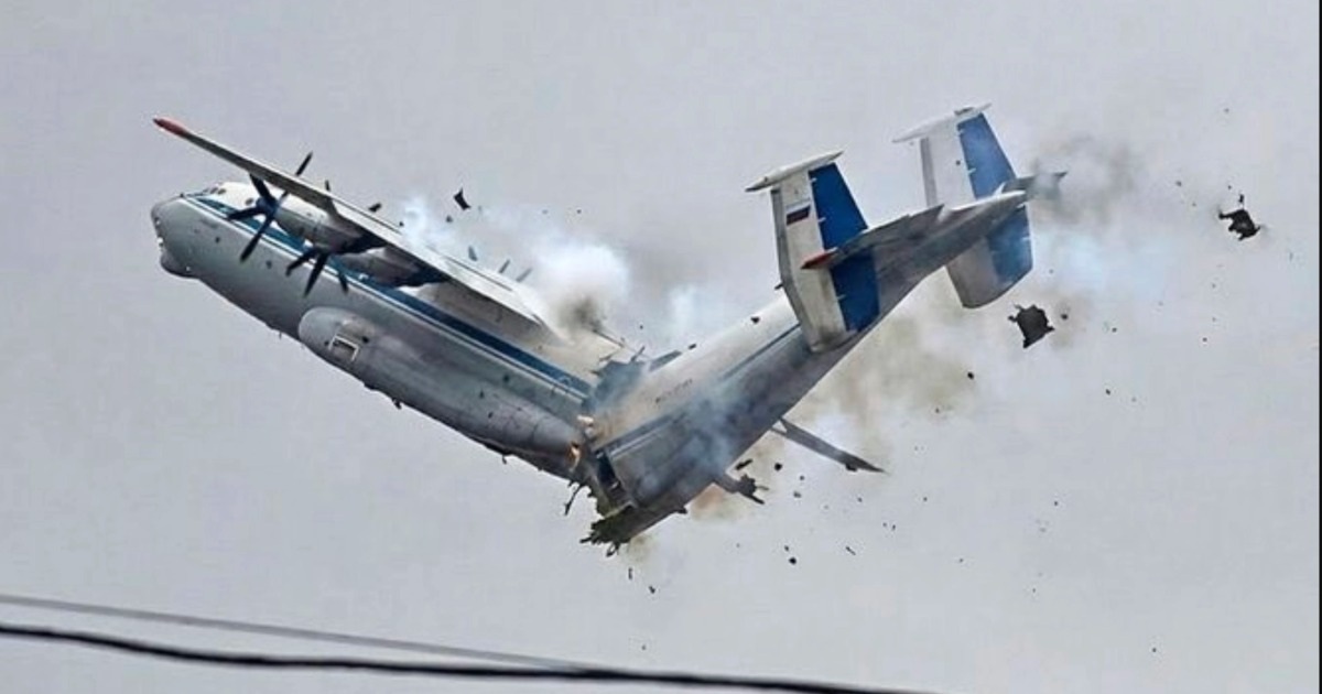 “Huyền thoại” của Nga từng gãy đôi giữa bầu trời: Lời cảnh báo sắc lạnh