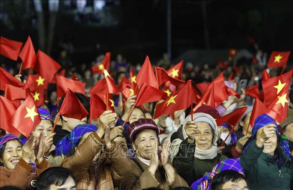 Tổng Bí thư dự Chương trình kỷ niệm 85 năm Ngày Bác Hồ về nước - 9