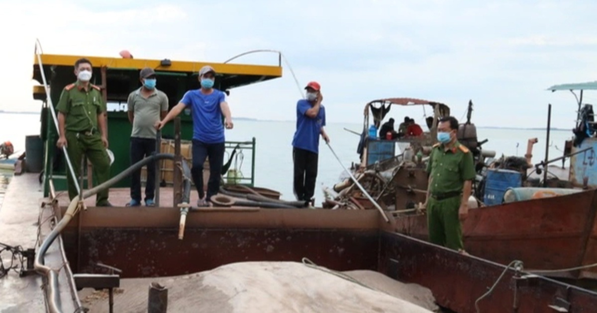 TPHCM siết quản lý khai thác cát vùng giáp ranh