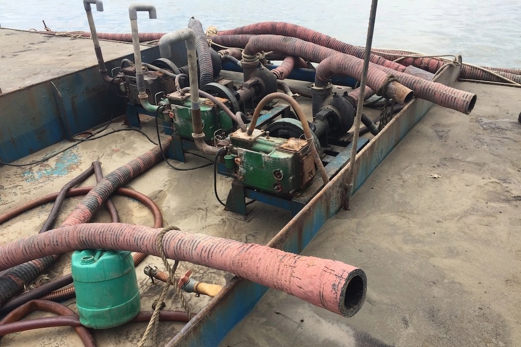 TPHCM siết quản lý khai thác cát vùng giáp ranh - 1