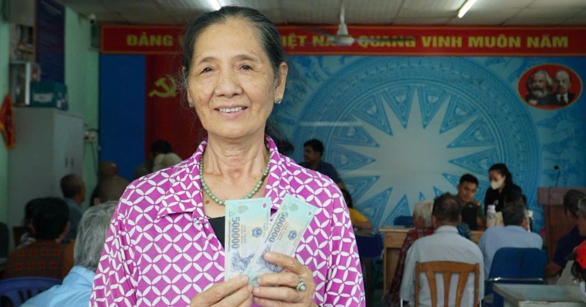 Chủ tịch TPHCM: Người dân phải được thụ hưởng kết quả phát triển