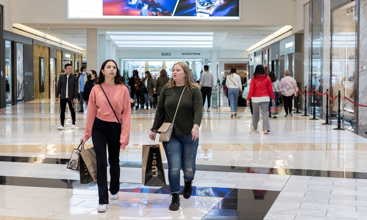 Niềm tin tiêu dùng tại Mỹ thấp nhất 11 năm