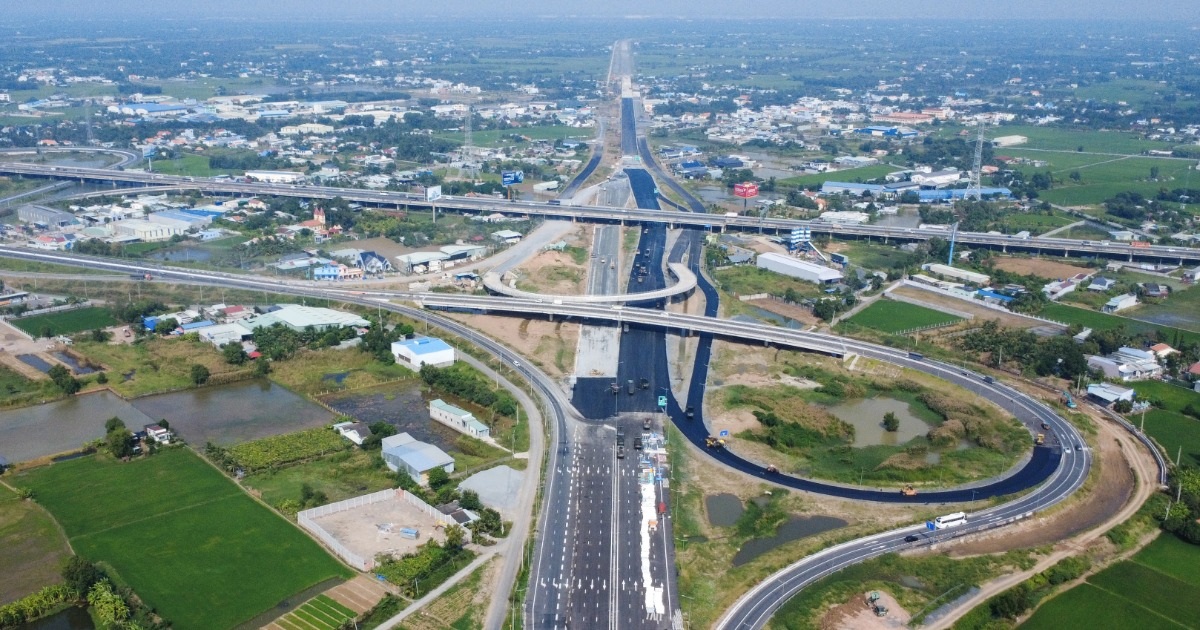 Tây Ninh thúc tiến độ giải ngân, ưu tiên các dự án giao thông trọng điểm