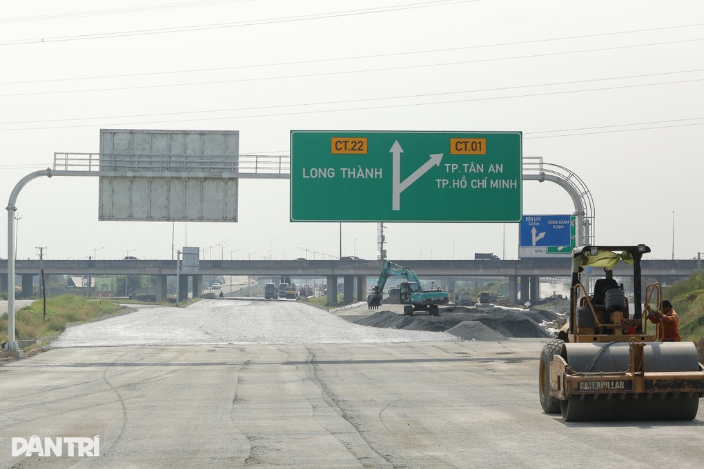 Tây Ninh thúc tiến độ giải ngân, ưu tiên các dự án giao thông trọng điểm - 2