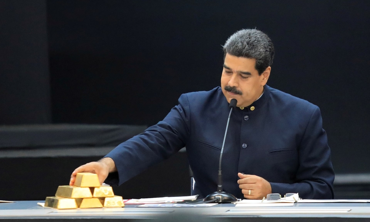 Venezuela từng chuyển hơn 100 tấn vàng tới Thụy Sĩ