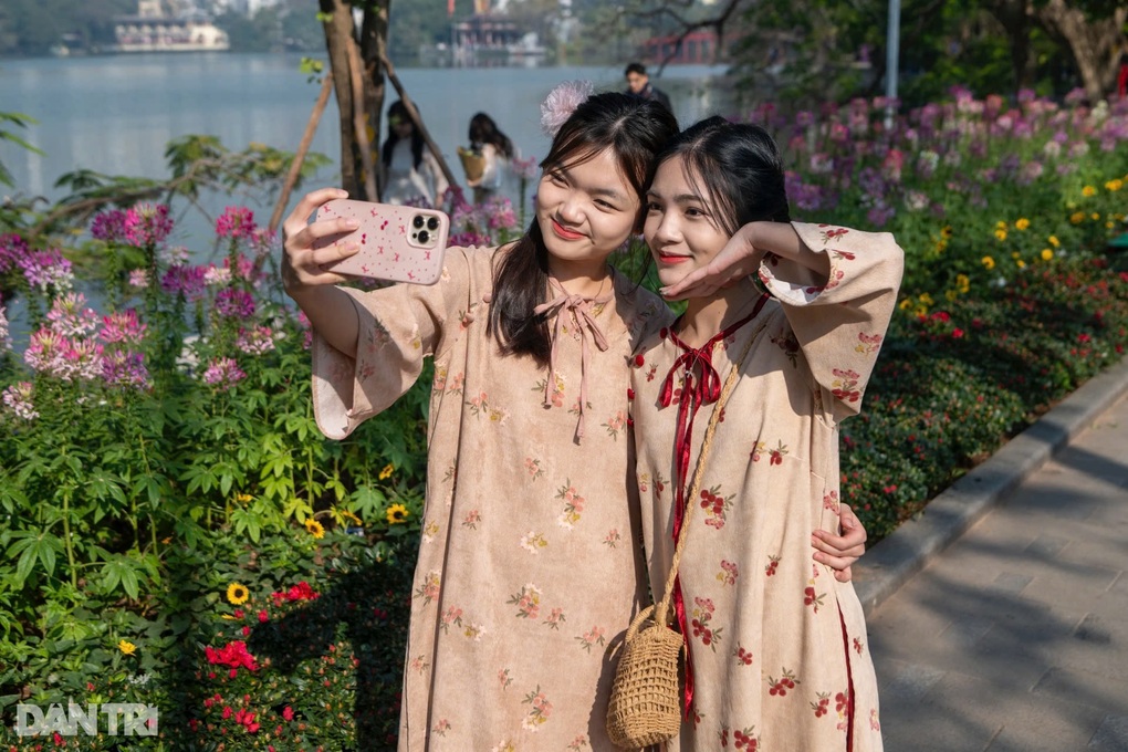 Miền Bắc tăng nhiệt, nắng ấm đến hết tháng - 1