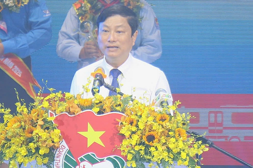 TPHCM vinh danh 12 công dân trẻ tiêu biểu - 1