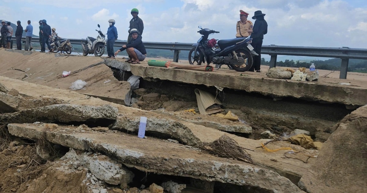 Vụ sập bờ kè 4 người tử vong: Xác minh thông tin xe tải chạy qua đường cấm