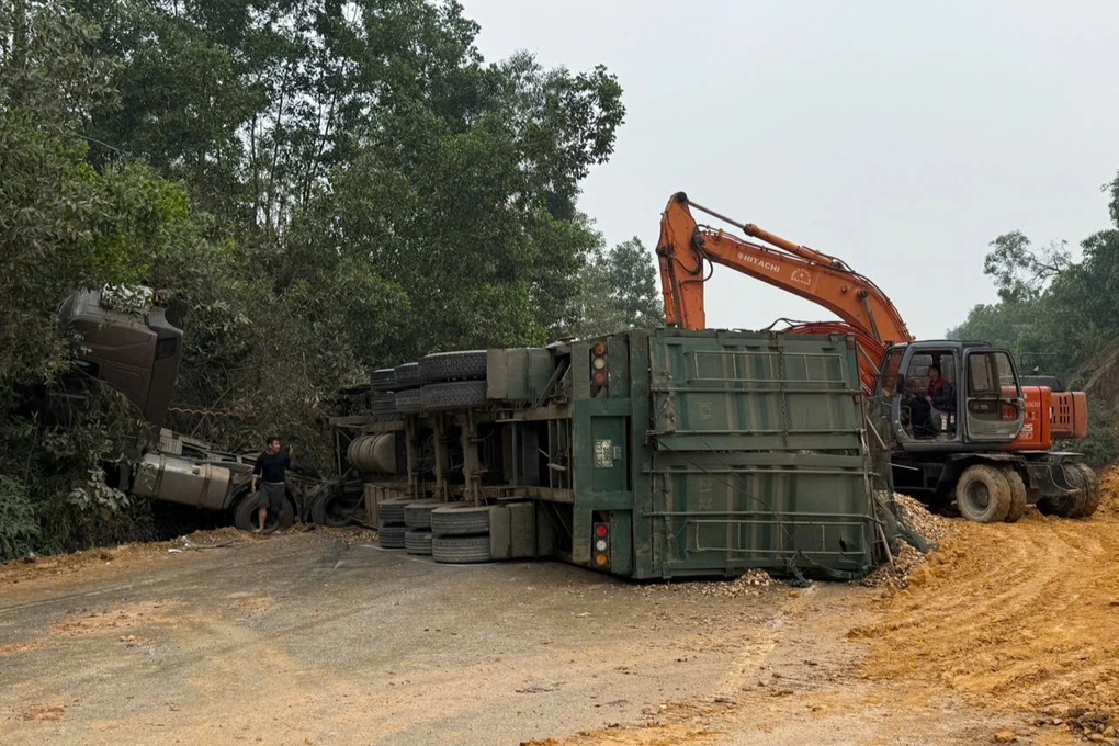 Tai nạn liên hoàn trên quốc lộ 47B, 2 người thương vong - 1